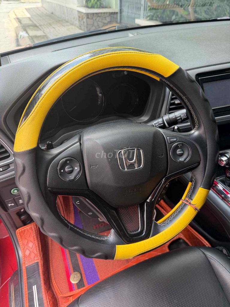 Хонда HRV L 2018 1,8 i-VTEC оранжево-красная 57000 км