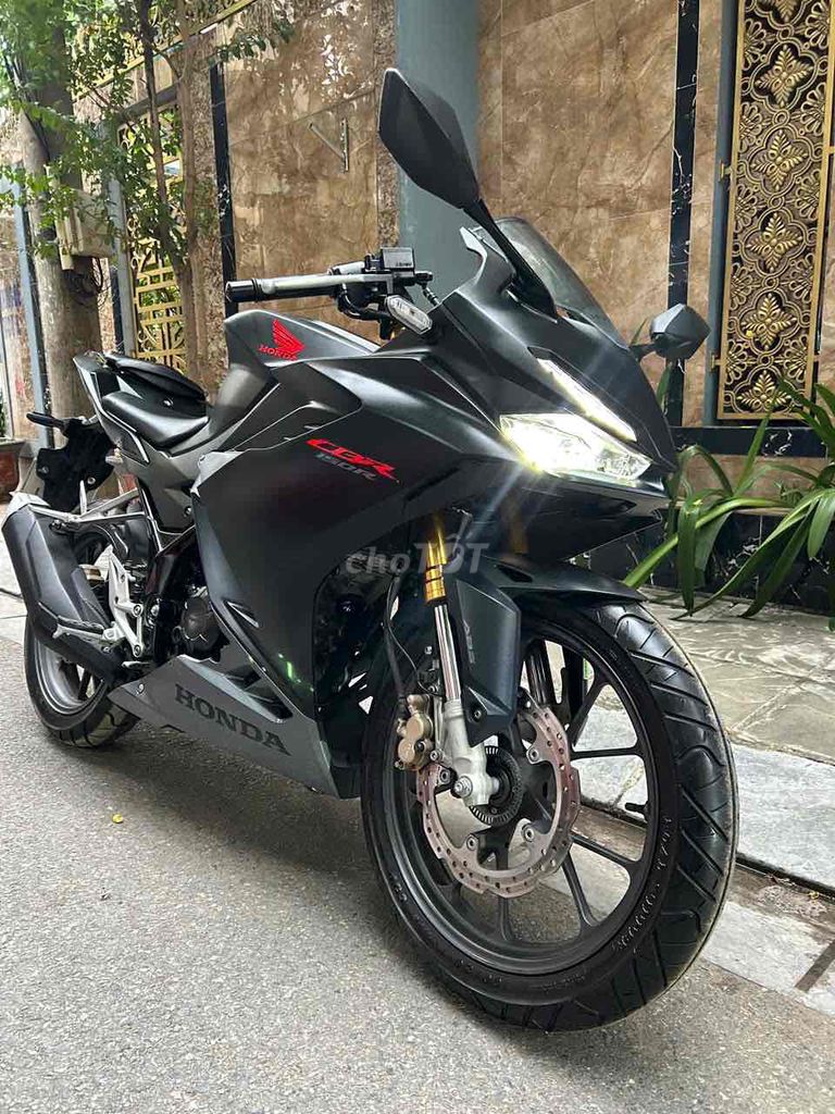 HONDA CBR150 ABS FI cuối 2023 biển số 29 pkl lướt. Mua bán Xe máy tại Quận Cầu Giấy Hà Nội được đăng bởi Tong motor xe may hình 2