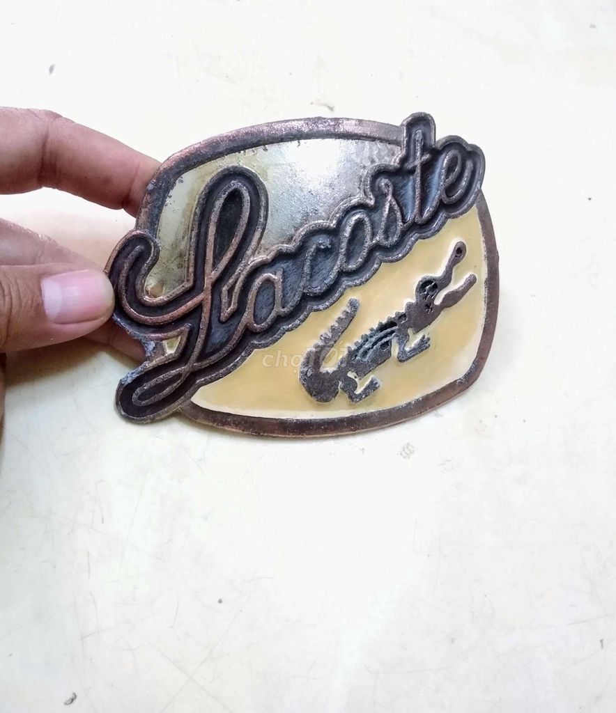 🇨🇵 Đồ sưu tầm: Mề đay Lacoste Đồng xưa Pháp Cổ điển. Mua bán Đồ sưu tầm, đồ cổ tại Quận Ninh Kiều Cần Thơ được đăng bởi Shop Tứ Quí hình 1