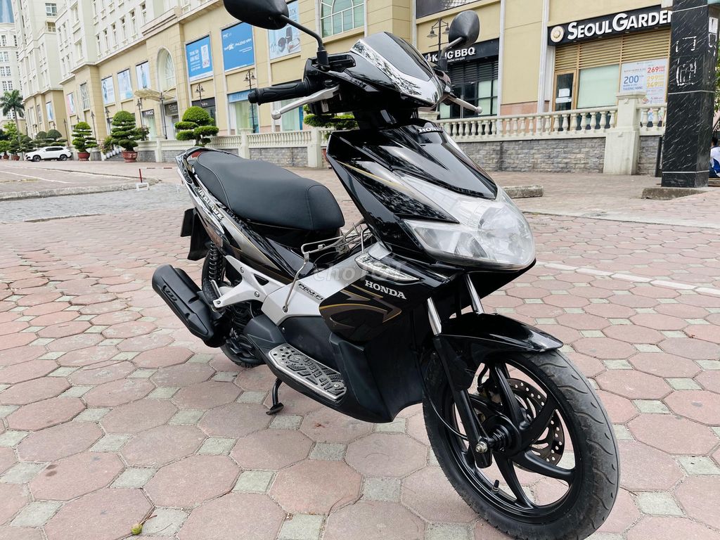 HONDA AIR BLADE 110 MÀU ĐEN BIỂN HÀ NỘI