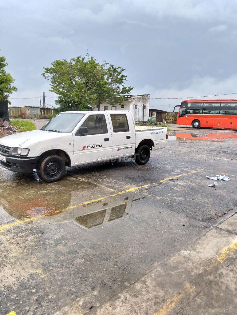 Bán tải Isuzu sx 2002 máy xăng nhập Nhật. Mua bán Ô tô tại Huyện Đại Lộc Quảng Nam được đăng bởi Khac son  hình 2