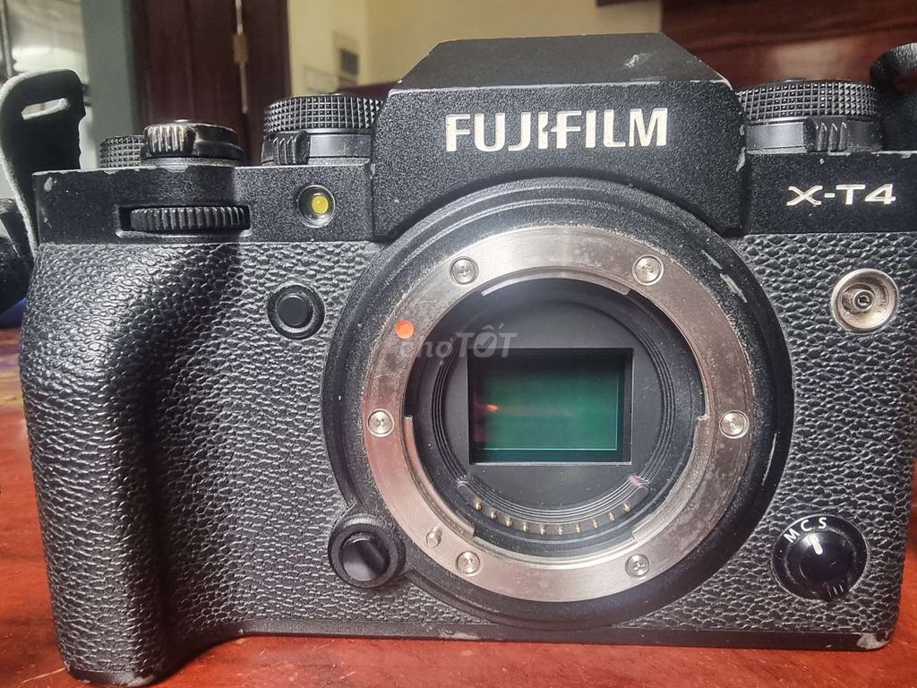 Máy ảnh Fujifilm X-T4 Đen. Mua bán Máy ảnh, Máy quay tại Huyện Củ Chi Tp Hồ Chí Minh được đăng bởi Heo nước hình 1