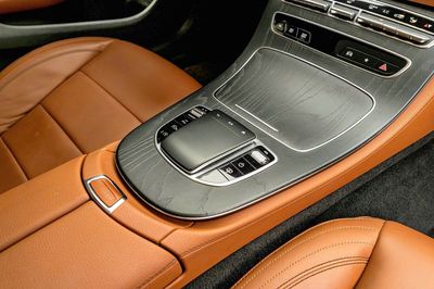 E300 AMG sx 2021 zin đẹp giá cực tốt. Mua bán Ô tô tại Quận 7 Tp Hồ Chí Minh được đăng bởi tuấn anh