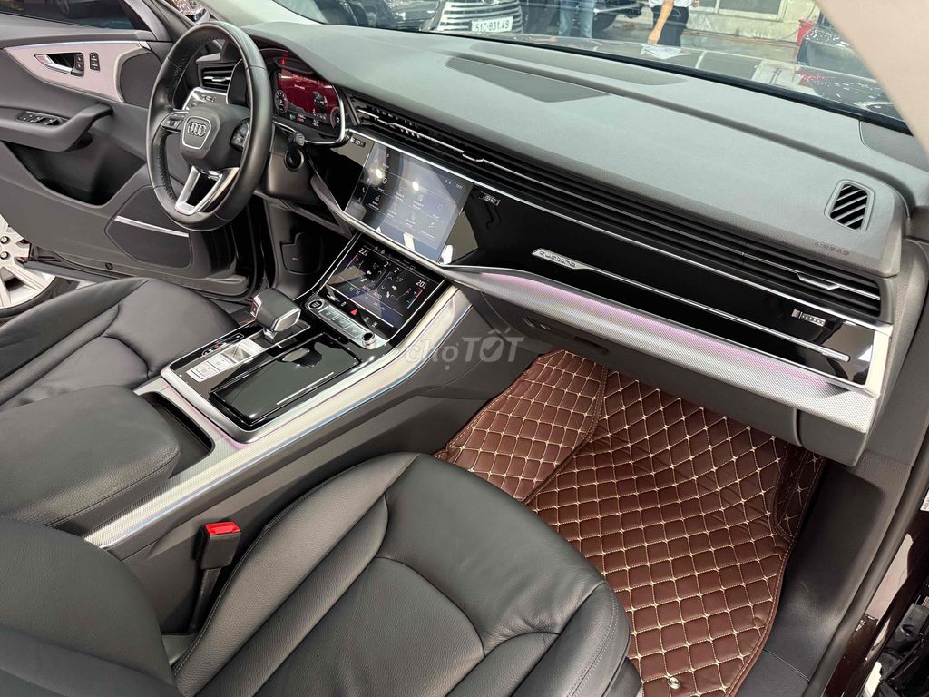 Audi Q8 2021 55 TFSI quattro - 17,000 km. Mua bán Ô tô tại Quận Tân Bình Tp Hồ Chí Minh được đăng bởi Nguyễn Văn Lâm hình 7