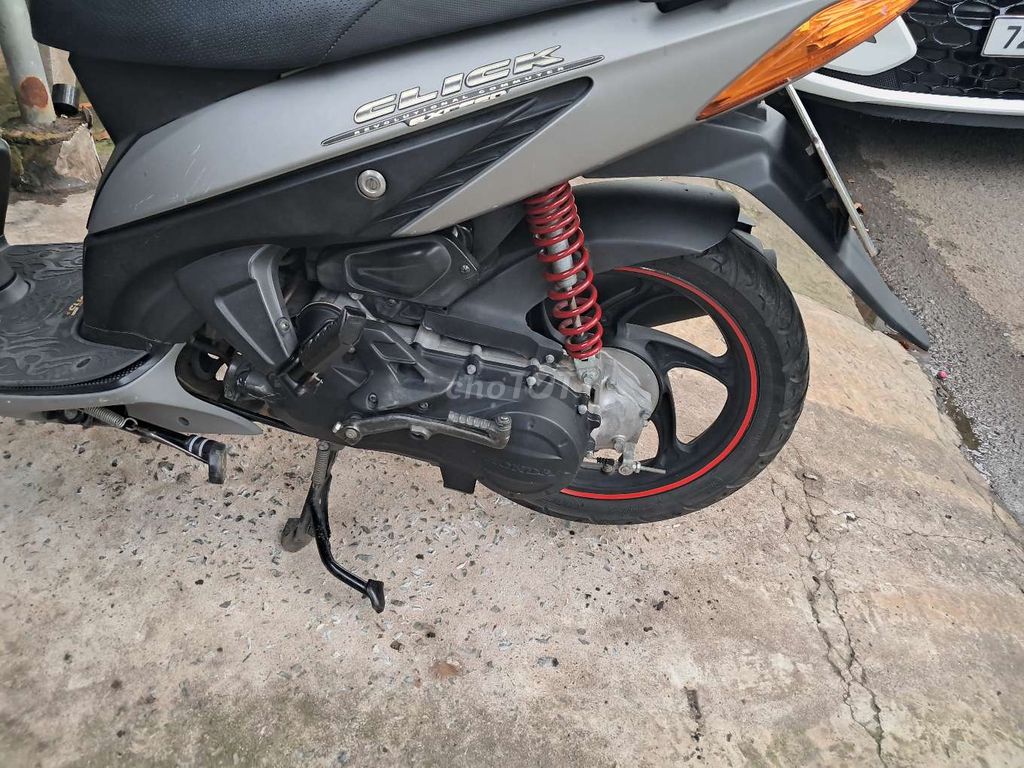 Click 2011..xe đẹp..êm ru..bs 72H1. Mua bán Xe máy tại Huyện Đất Đỏ Bà Rịa - Vũng Tàu được đăng bởi Trường hình 5