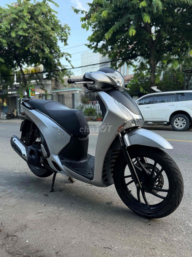 Honda SH 125i 2013 B.số 43 Góp trả trước 10tr. Mua bán Xe máy tại Quận Liên Chiểu Đà Nẵng được đăng bởi Hòa Xe Máy Cũ hình 4