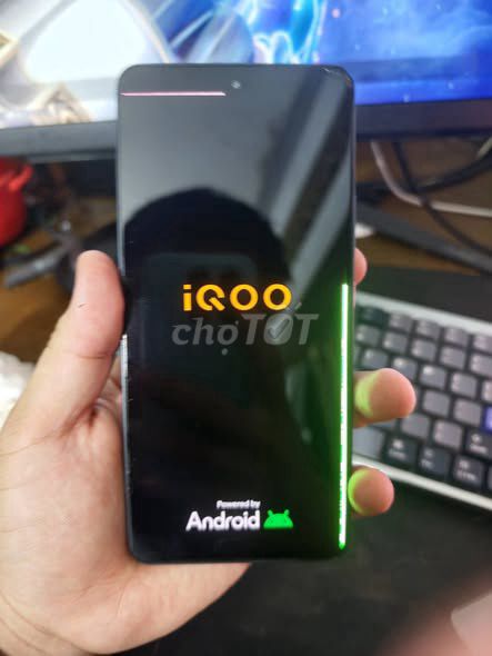 Xiaomi 13 8GB/128GB Đen Sọc màn. Mua bán Điện thoại tại Quận 1 Tp Hồ Chí Minh được đăng bởi Hội Đồ Điện Tử hình 1