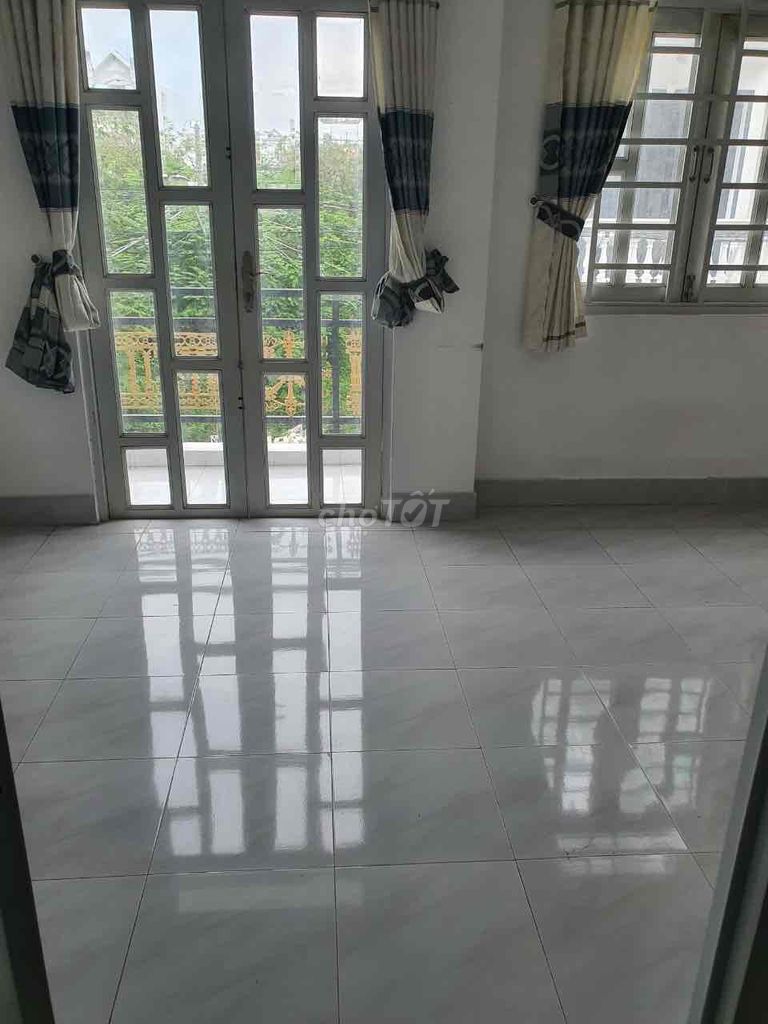 Bán Nhà Phố 55m2 , hxh 7m , Thị Trấn Nhà Bè 4,6m x 12m , nhà 4tầng st.