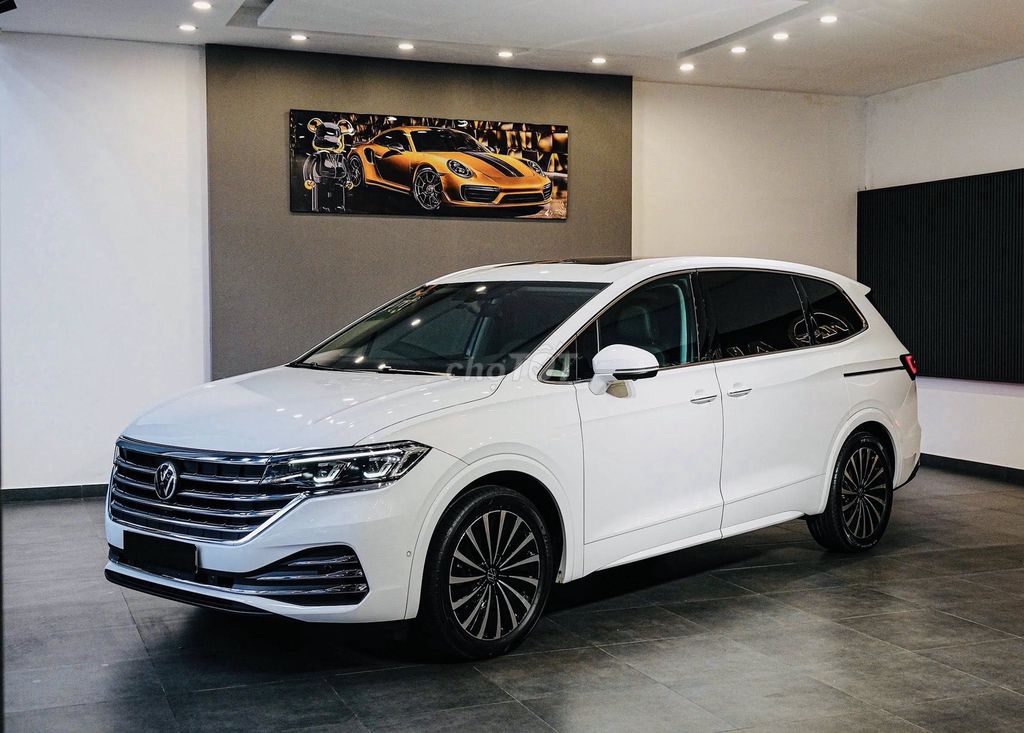 Volkswagen Viloran Luxury 2024 siêu lướt. Mua bán Ô tô tại Quận 7 Tp Hồ Chí Minh được đăng bởi Thanh Tùng NSG hình 2