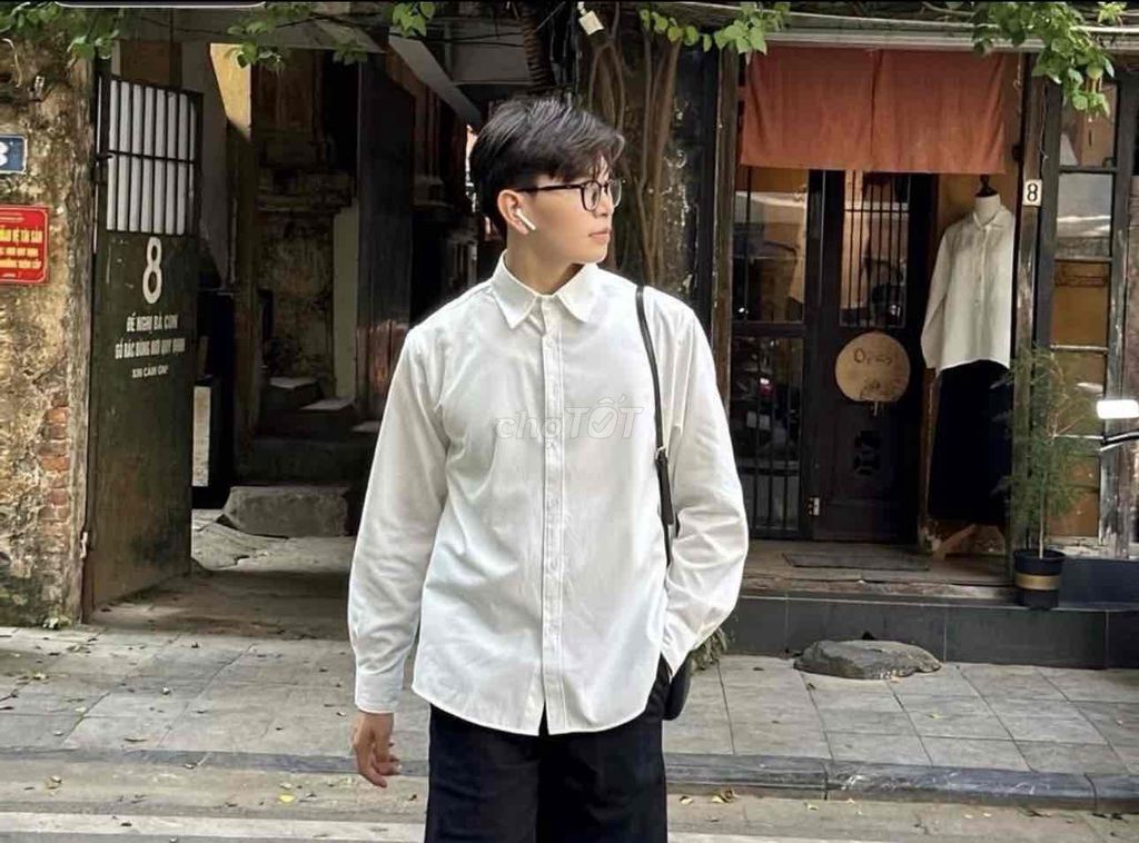 Áo sơ mi Nam Trắng size L. Mua bán Quần áo tại Huyện Hưng Nguyên Nghệ An được đăng bởi Trần Văn Thành hình 1