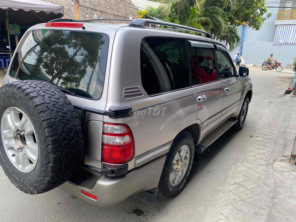 Toyota Land Cruiser 2003 Xăng Số sàn Bạc. Mua bán Ô tô tại Thành phố Thủ Đức Tp Hồ Chí Minh được đăng bởi Đào hình 4
