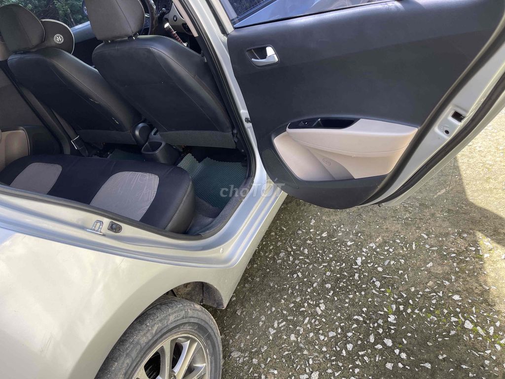 Hyundai Grand i10 2014 Grand 1.0 MT - 123456 km. Mua bán Ô tô tại Huyện Lai Vung Đồng Tháp được đăng bởi A an hình 9