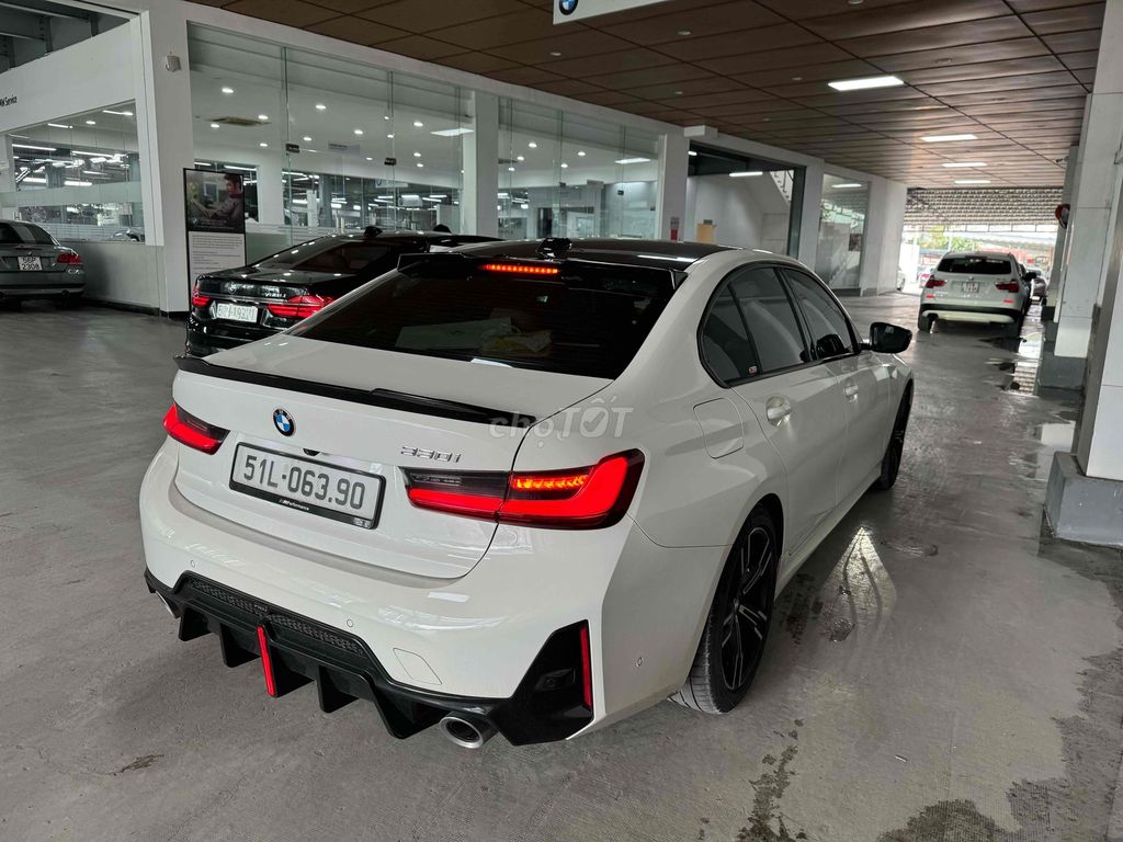 BMW 3 Series 2023 330i M Sport - 27000 km. Mua bán Ô tô tại Quận 7 Tp Hồ Chí Minh được đăng bởi dương hình 4