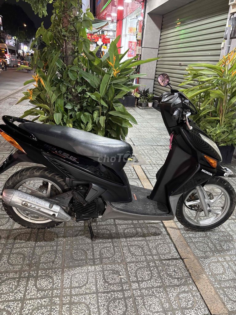 Bán xe. Mua bán Xe máy tại Quận Gò Vấp Tp Hồ Chí Minh được đăng bởi Vy hình 2