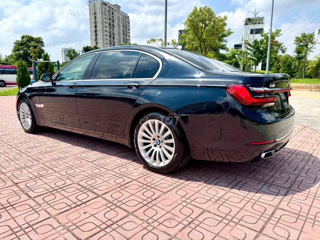 BMW 7 Series 750Li - LCi - V8-4.4L- 2bitubos -2015. Mua bán Ô tô tại Quận Long Biên Hà Nội được đăng bởi Long hình 5