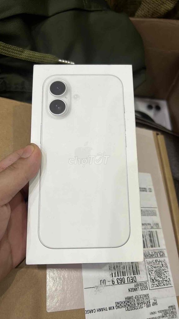 iPhone 16 128GB trắng New chưa bóc. Mua bán Điện thoại tại Quận Cầu Giấy Hà Nội được đăng bởi Trịnh Trung Anh hình 1