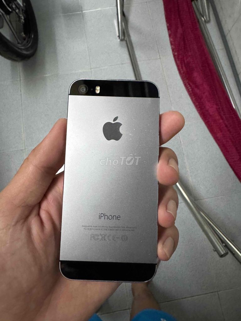 Apple iPhone 5s full chức năng. Mua bán Điện thoại tại Thành phố Long Xuyên An Giang được đăng bởi Phi Thòn hình 1