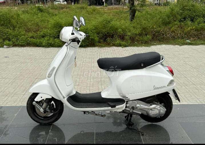 Vespa LX 2016 màu Trắng. Mua bán Xe máy tại Quận Cẩm Lệ Đà Nẵng được đăng bởi David Tèo hình 3