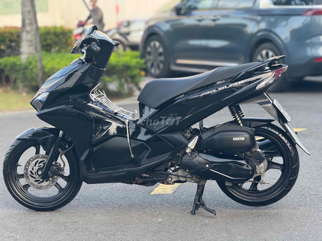 Honda- Air blade 2017. Mua bán Xe máy tại Quận Liên Chiểu Đà Nẵng được đăng bởi Mạnh hổ hình 5