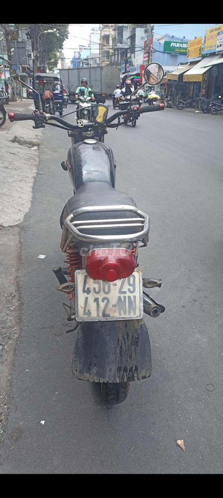 Suzuki GN zin đẹp trùm mền ít sử dụng. Mua bán Xe máy tại Quận 10 Tp Hồ Chí Minh được đăng bởi văn phúc  hình 6