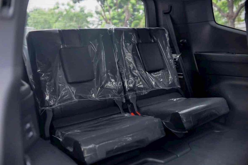 ✅Toyota Land Cruiser 3.5 V6 - 2025✅XE GIAO NGAY✅. Mua bán Ô tô tại Quận Tân Bình Tp Hồ Chí Minh được đăng bởi TOYOTA LÝ THƯỜNG KIỆT hình 9