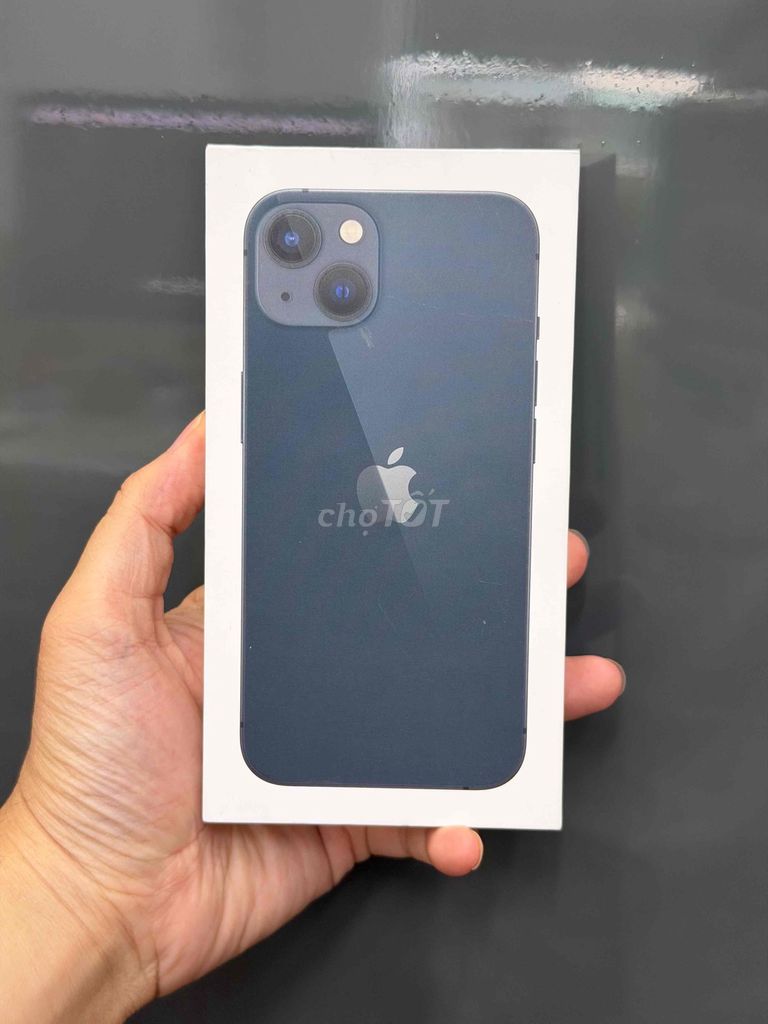 iPhone 13 128GB Đen VN New Seal Bh 12T TGDĐ 100%. Mua bán Điện thoại tại Quận Ninh Kiều Cần Thơ được đăng bởi Quý Mobile Cần thơ hình 1