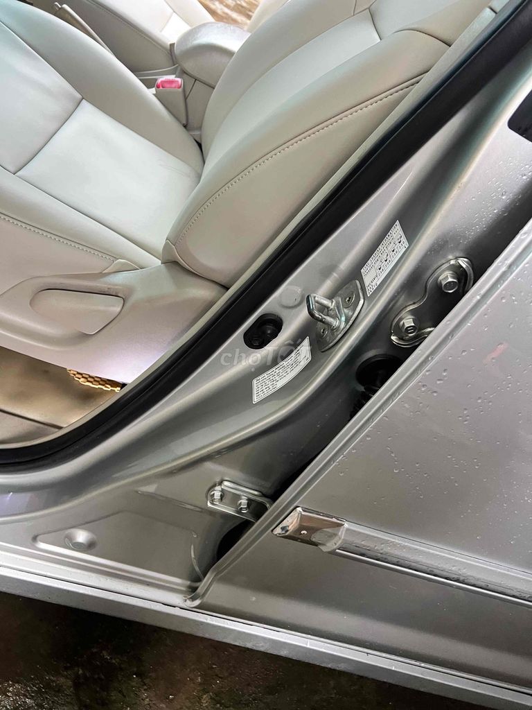 Toyota Innova 2014 -2.0E xe Chuẩn gia đình xịn. Mua bán Ô tô tại Thị xã Tân Uyên Bình Dương được đăng bởi oto bay quynh  hình 16