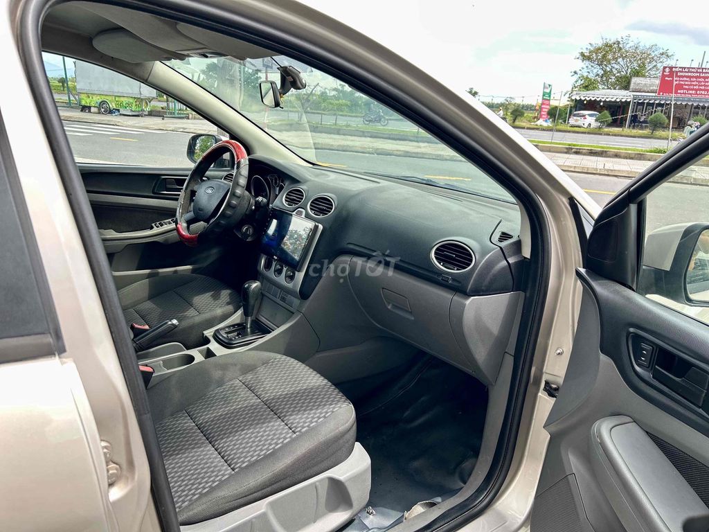 Ford Focus 2010 1 chủ từ mới. Mua bán Ô tô tại Quận Cẩm Lệ Đà Nẵng được đăng bởi Lương văn vỹ  hình 12