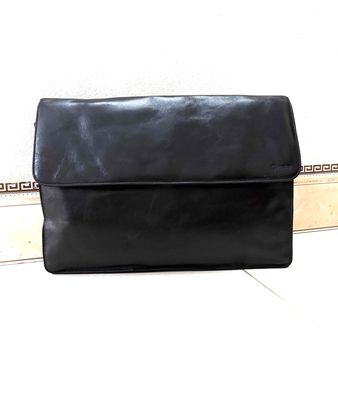 Clutch cầm tay hàng si hiệu Esquire Ý da thật. Mua bán Túi xách tại Huyện Đông Anh Hà Nội được đăng bởi Nhung Đoàn
