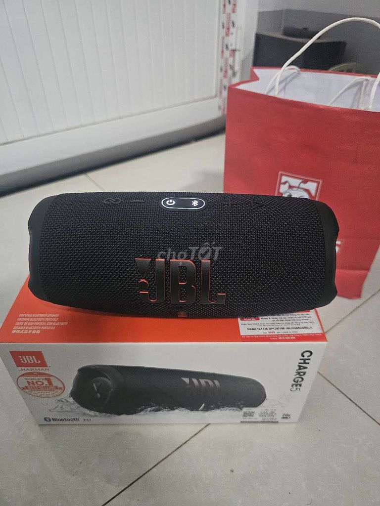 Loa Bluetooth JBL Charge 5 Đen Mới. Mua bán Tivi, Âm thanh tại Huyện Thống Nhất Đồng Nai được đăng bởi nguyễn anh vũ hình 1