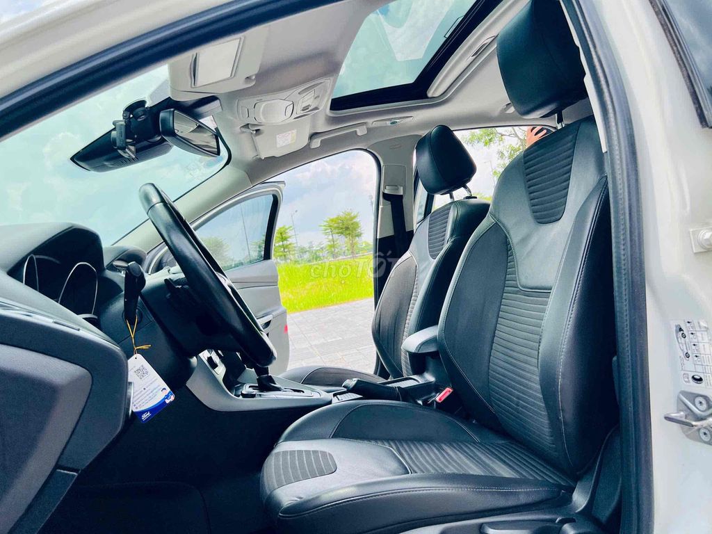 Tôi cần bán chiếc xe Ford Focus Sport 2018 1.5AT. Mua bán Ô tô tại Quận Thanh Xuân Hà Nội được đăng bởi Trịnh Quang Hưng hình 9