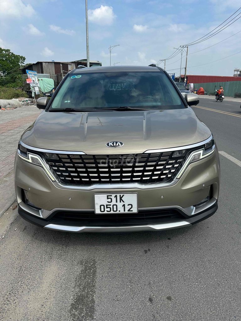 Kia Carnival 2021 2.2D Premium cực mới rin 100%