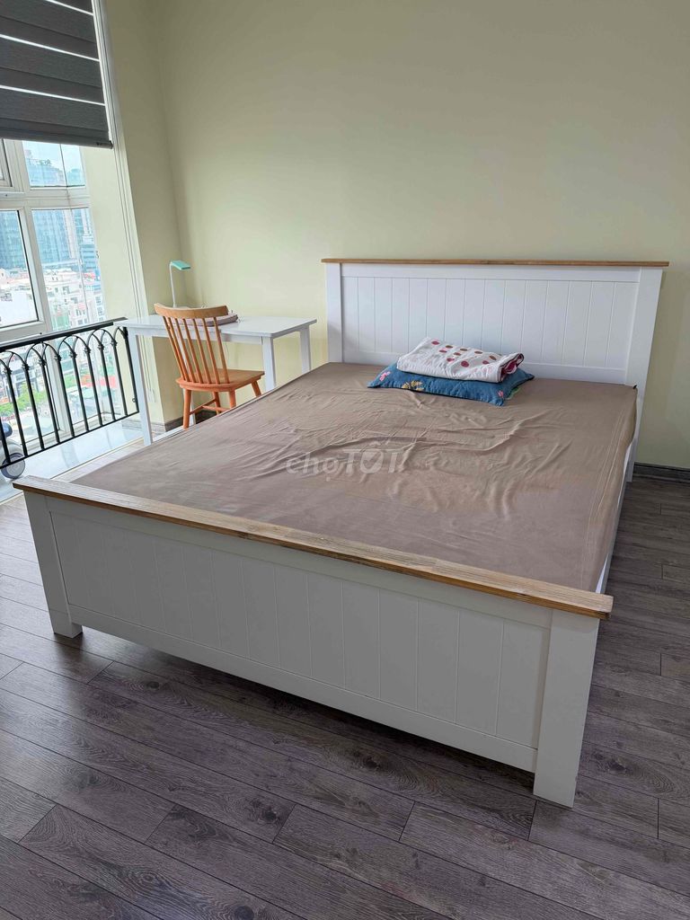 giường gỗ 1m6x2m Đống Đa Hà Nội. Mua bán Giường, chăn ga gối nệm tại Quận Ba Đình Hà Nội được đăng bởi phương hình 1