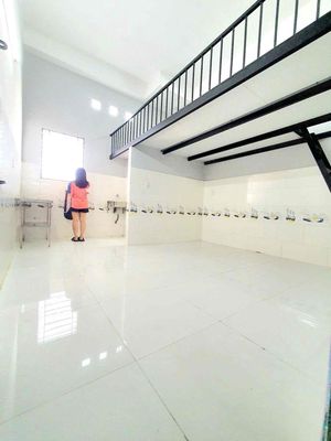 [TB-PN] PHÒNG GÁC SIÊU RỘNG NGAY VÒNG XOAY LĂNG CHA CẢ