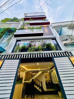 Nhà cạnh ngã 4 ga lửng 2 lầu 5,35 tỷ. Mua bán nhà ở tại Quận 12 Tp Hồ Chí Minh được đăng bởi My An
