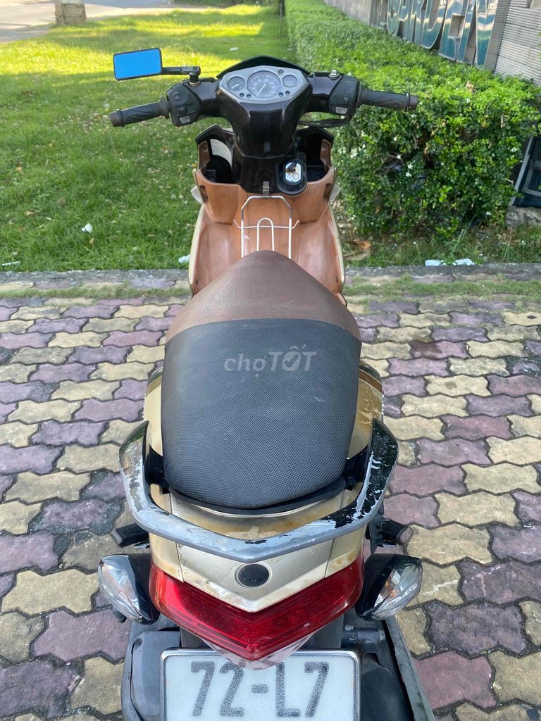 Yamaha No4 màu Vàng đồng. Mua bán Xe máy tại Quận Tân Bình Tp Hồ Chí Minh được đăng bởi Tý tay ga hình 9