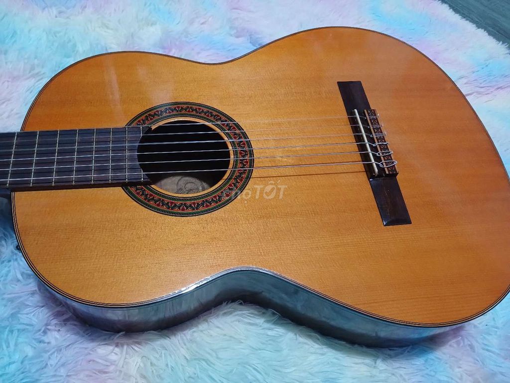 Đàn guitar Yamaha G-70A zin nguyên bản. Mua bán Nhạc cụ tại Thành phố Thủ Dầu Một Bình Dương được đăng bởi Trần Anh hình 1