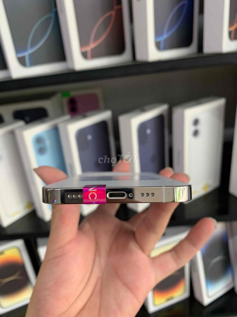 Apple iPhone 12 Pro 256GB Trắng Đã thay vỏ. Mua bán Điện thoại tại Quận Ninh Kiều Cần Thơ được đăng bởi PNC STORE hình 1