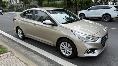 Hyundai Accent 2019 Vàng cát 5 chỗ