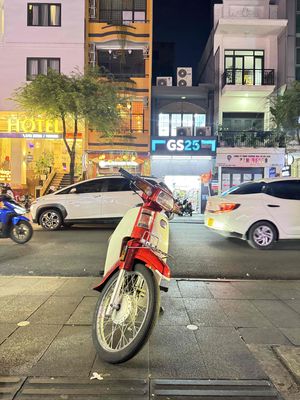 Honda Dream 1998 Đỏ trắng. Mua bán Xe máy tại Quận 1 Tp Hồ Chí Minh được đăng bởi Hoàng Xuân Hoà