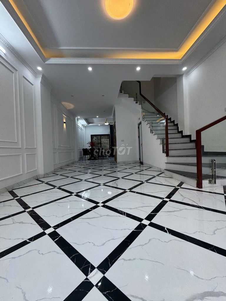 Дом 45 м², 5 этажей, 4 спальни, парковка - Ngoc Hoi
