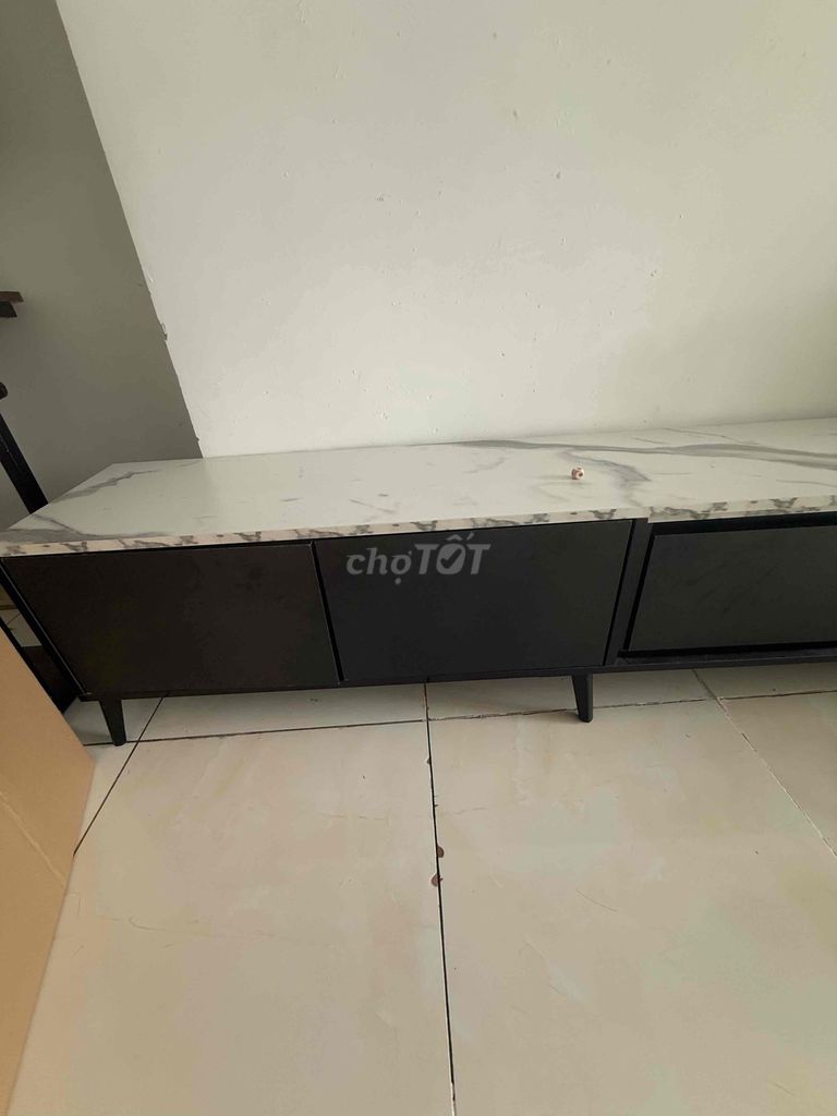 Kệ đựng đồ Gỗ Đá Đen Trắng Mới. Mua bán Tủ, kệ gia đình tại Quận Hoàng Mai Hà Nội được đăng bởi Nguyễn Thanh Tâm hình 1