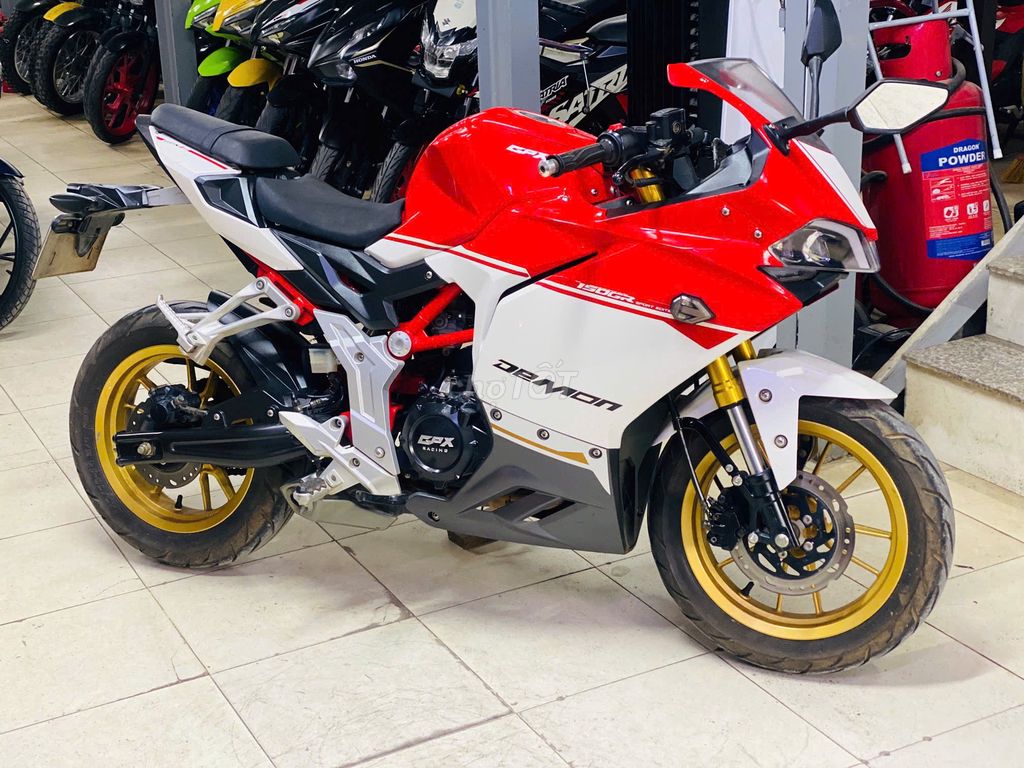 XE MÁY THỊNH PHÁT - GPX DEMON ĐỎ TRẮNG BIỂN HÀ NỘI. Mua bán Xe máy tại Quận Nam Từ Liêm Hà Nội được đăng bởi XE MÁY THỊNH PHÁT XE LƯỚT GIÁ RẺ hình 2