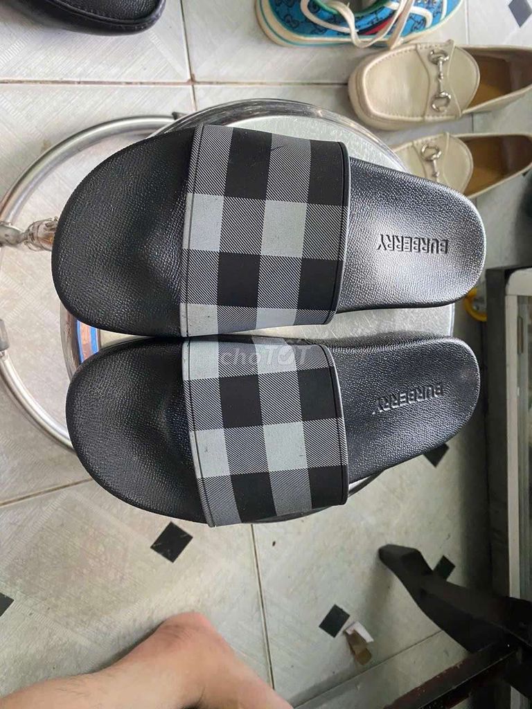 Dép Burberry, size 40