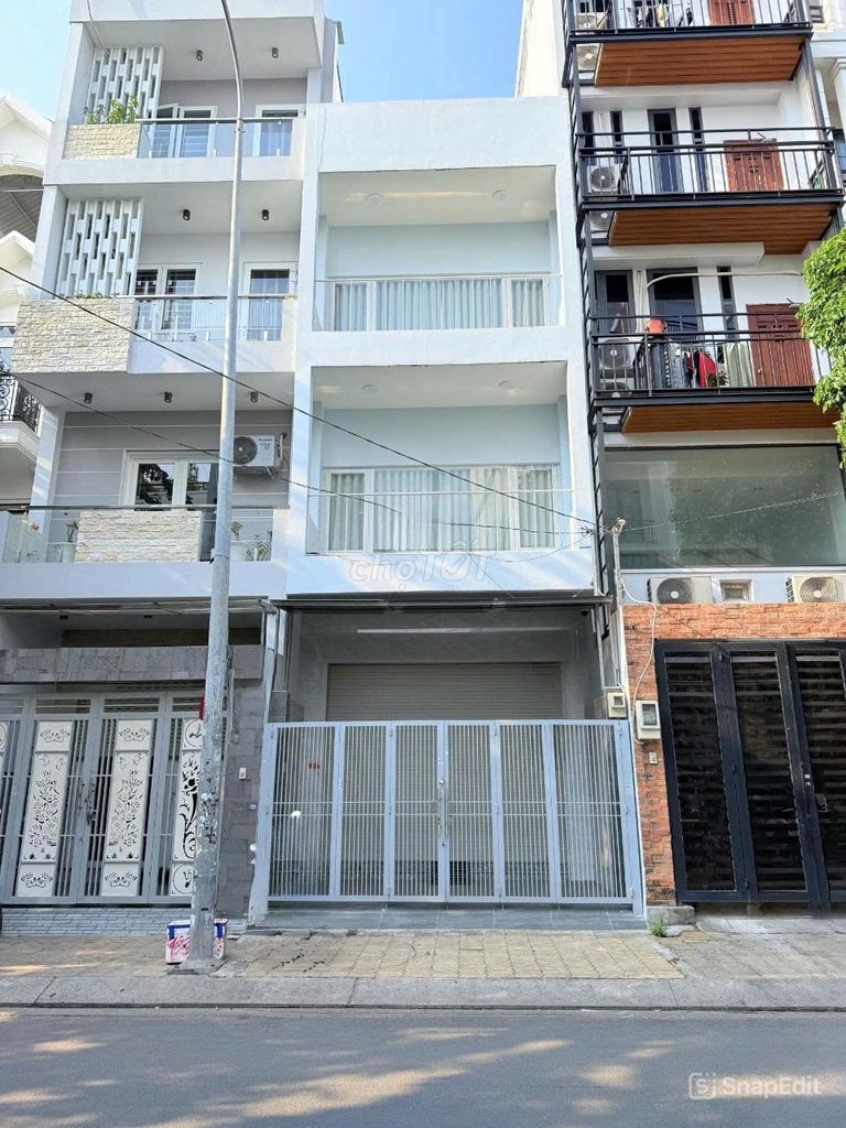 CỰC PHẨM NHÀ MỚI – 67C Thăng Long P.4 Q.Tân Bình. DTSD 330m2.