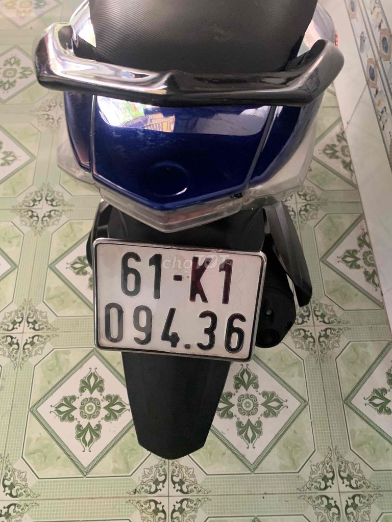 Thanh lý Luvias Fi 2015 b61  CMC. Mua bán Xe máy tại Thành phố Dĩ An Bình Dương được đăng bởi Mr Luân  hình 2