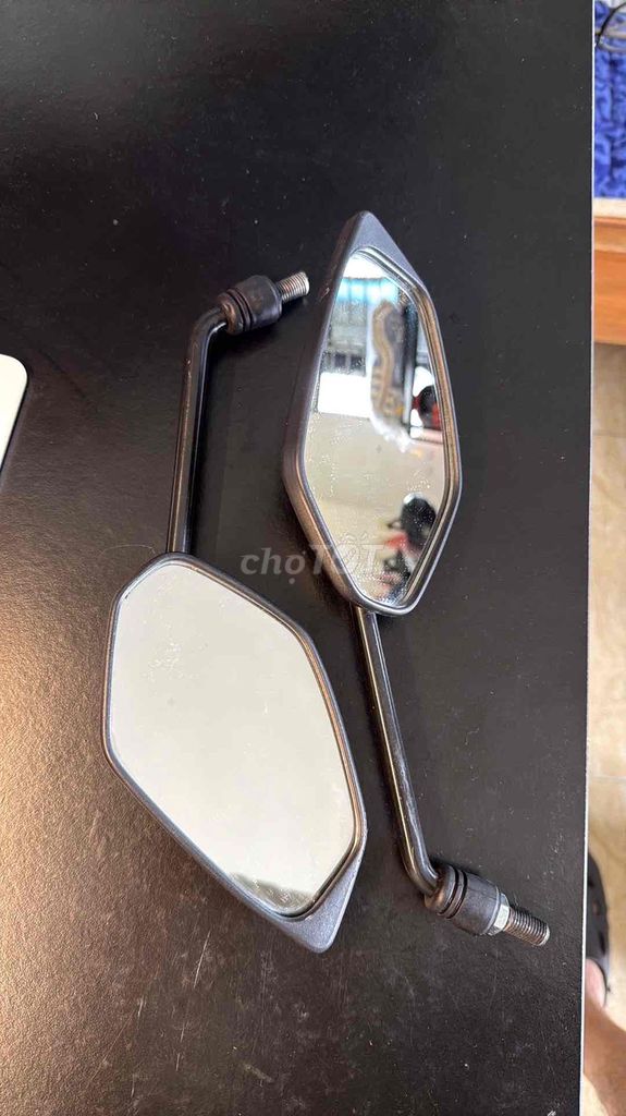 Gương chiếu hậu Yamaha Đen MT15. Mua bán Phụ tùng xe tại Quận Bắc Từ Liêm Hà Nội được đăng bởi Vũ Hiếu hình 3