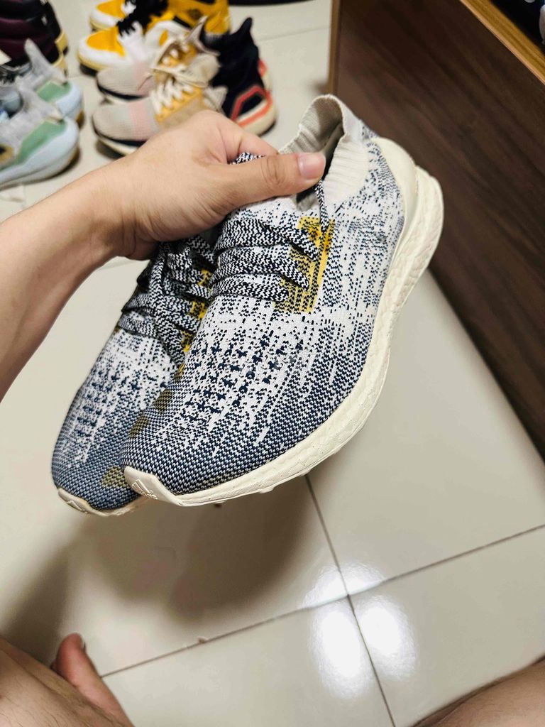 Giày Adidas size 43 chính hãng. Mua bán Giày dép tại Quận Bình Tân Tp Hồ Chí Minh được đăng bởi Pegasus hình 1