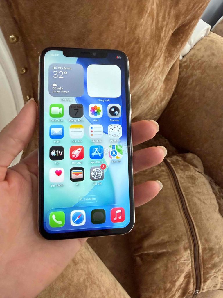 Apple iPhone 11 Pro Trắng quốc tế. Mua bán Điện thoại tại Quận Ninh Kiều Cần Thơ được đăng bởi LyN hình 1