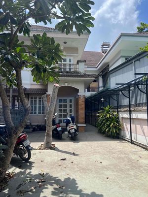 Bán gấp MT Đường số 21 DT8x30m 3 lầu giá 19,5 tỷ. Mua bán nhà ở tại Huyện Bình Chánh Tp Hồ Chí Minh được đăng bởi Nga